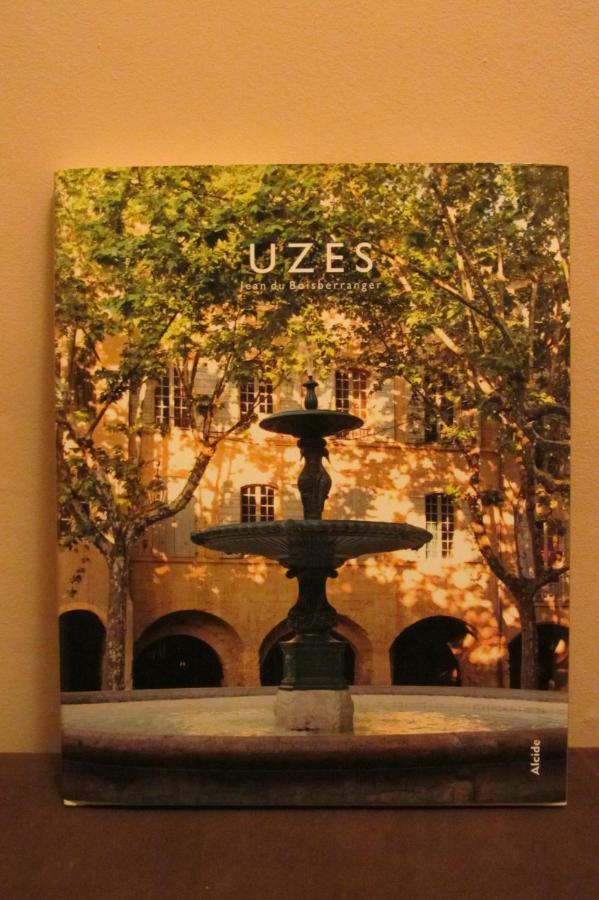 Apartment Au Gré Du Voyage Uzès Exterior foto